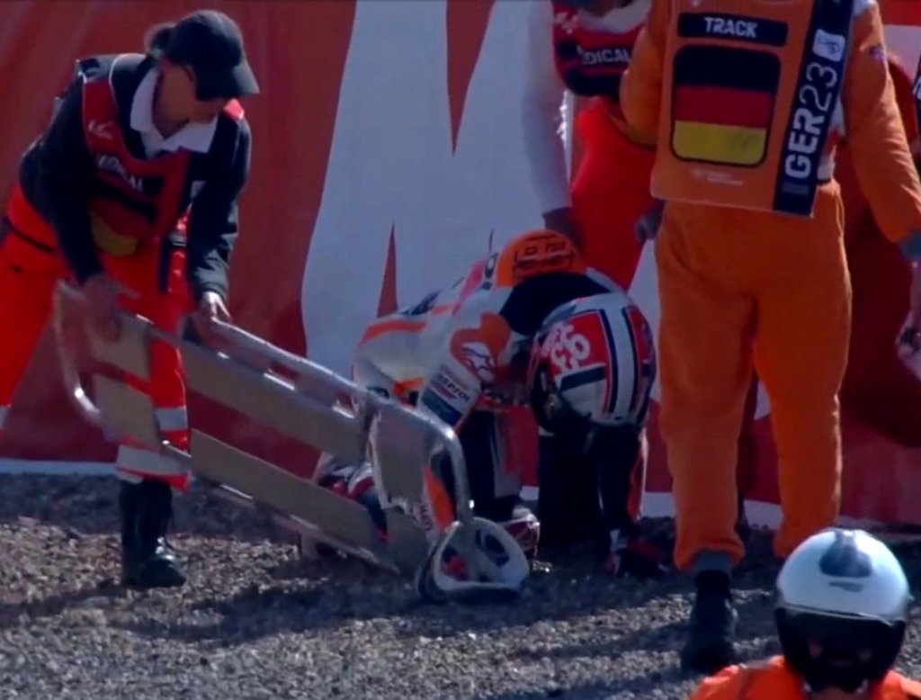 Marc Márquez queda no warm up da Alemanha