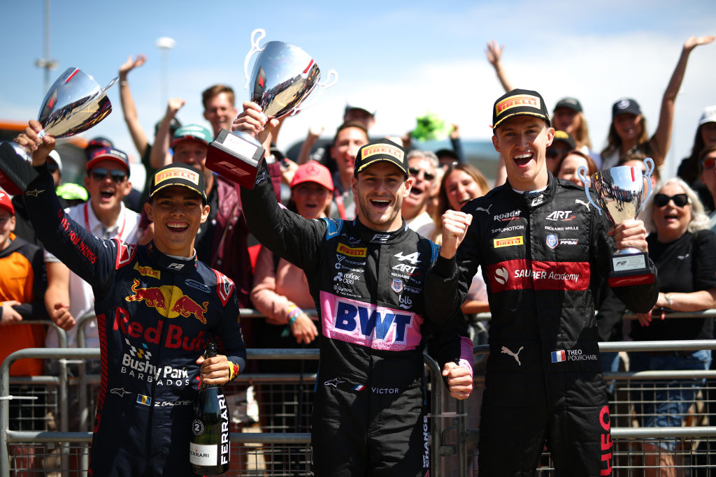 Maloney, Martins e Pourchaire, F2 2023, Inglaterra, Silverstone, corrida 2